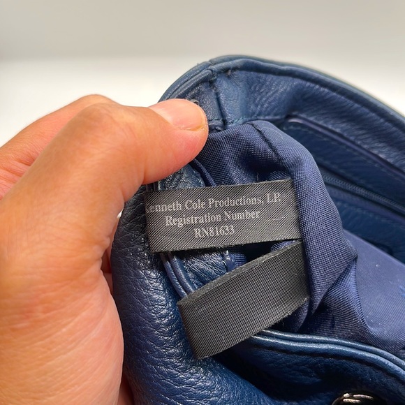 Unique Kenneth Cole New York Genuine Leather Shoulder Bag - Picture 13 of 13